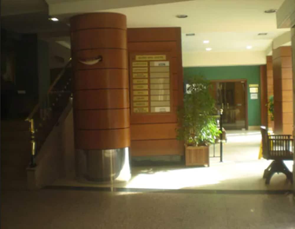 Hotel Gran Regente Oviedo Exterior foto